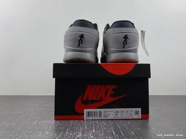 Reps LUCY X CHECK JORDAN FZ8117-001 THE CUT TRAVIS SCOTT 0501